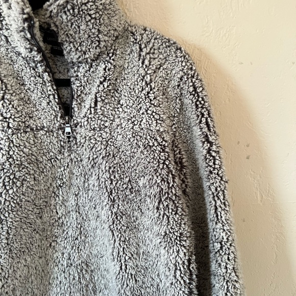 Sherpa Quarter Zip - Picture 3 of 4